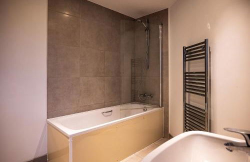 Spacious 2 Bedroom Apartment in Crawley - Foto 5