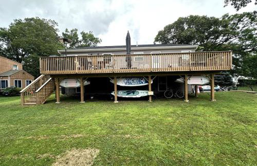 Hamptons Beach House, 5-minute walk to Bay Beach - Foto 8