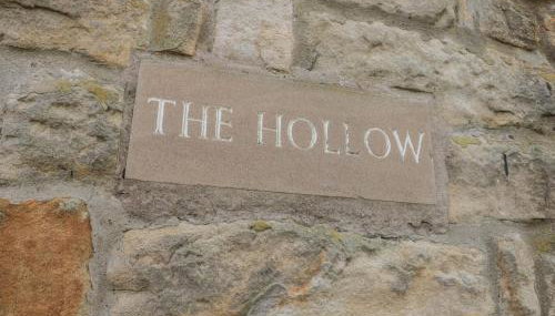 The Hollow - Foto 2