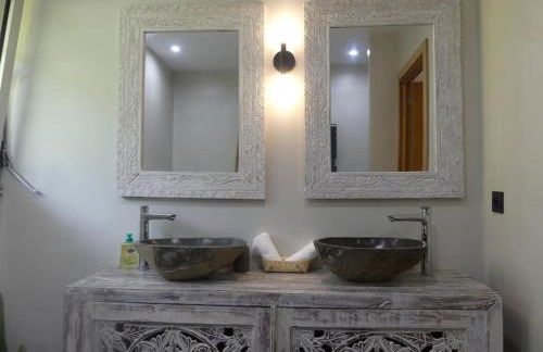 VILLATIMAHE 4 étoiles vue montagnes au calme 6 min des plages - Foto 22