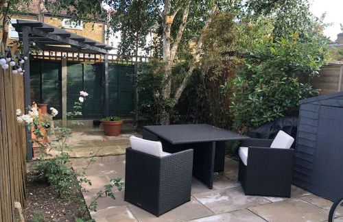 Unique private apartment w/ Easy access to Central London - Foto 9