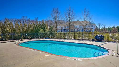 Charming Greensboro Townhouse with Back Patio! - Foto 2