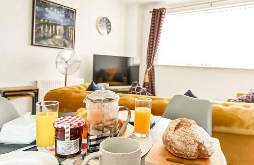 Peaceful first floor apartment close to town centre - Foto 4