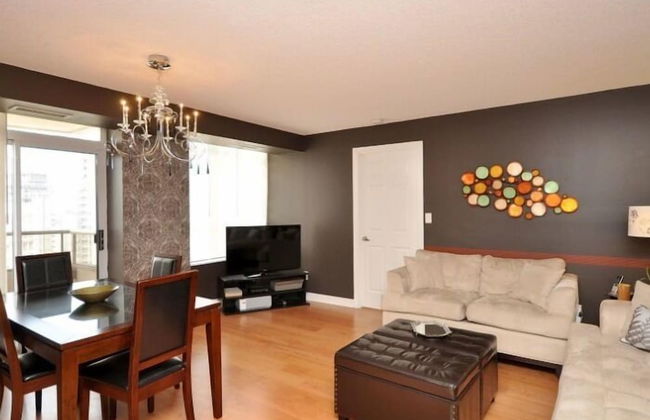 NAPA Furnished Suites - Square One - Photo 12