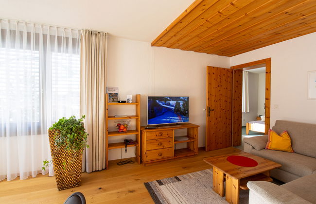 2 bedroom Apartment in Samnaun - Photo 10