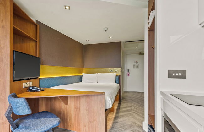 Roomzzz London Stratford - Foto 18