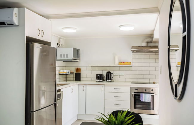 Riches Serendipity Home with Parking - Foto 4