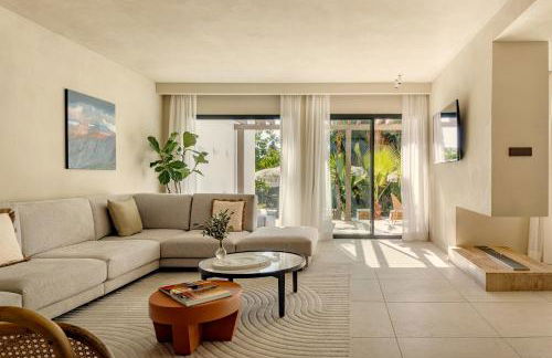 Anfitrión Villas & Suites - Photo 22