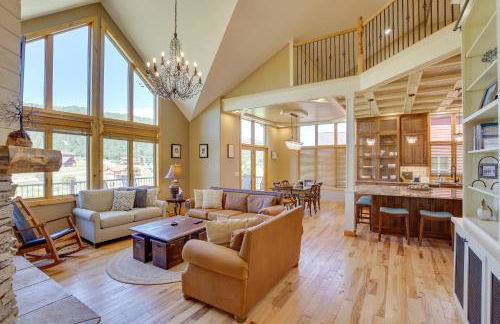 Hot Tub and Golf Course Views Luxe Sturgis Home! - Foto 3