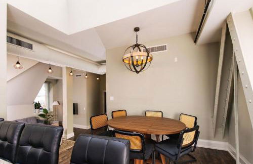 Downtown Luxury 2BR Penthouse Loft - Sleeps 6-8 - Foto 3