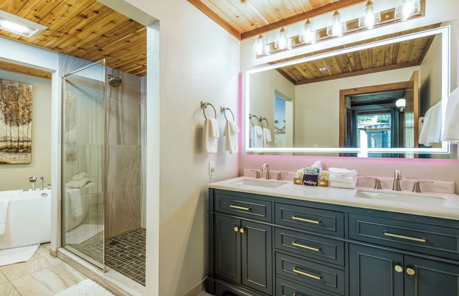 Little Creek Cove Beachfront Resort - Foto 1