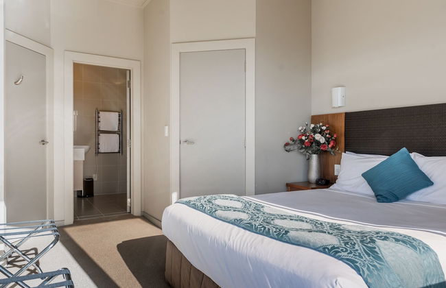 Ocean Breeze Hotel - Photo 7