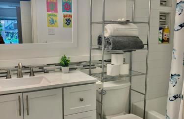 Cozy 1BR in DC 95WalkScore Steps to Cafes Dining Nightlife Grocery Metro - Close to Downtown - Foto 25