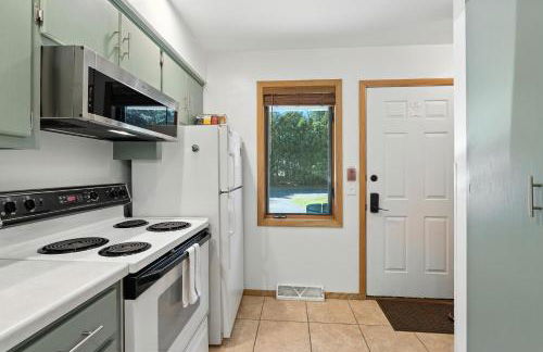 Relaxing Busy Bee C-7 by Simple Life Rentals - Foto 39