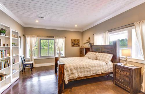 Hot Tub, Dock, Lakefront Luxe Six Mile Retreat - Foto 20