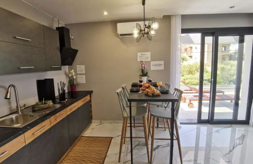 Muse by the beach with Jakuzzi - Foto 16