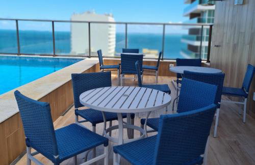 Belo Ap Vista Mar Farol da Barra vaga privativa - Foto 13