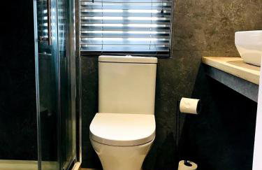 Honeysuckle Cabin - Photo 31