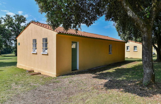 Gite in a Holiday Park With Pool - Foto 34