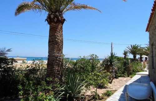 Villa at seafront with private garden-655 - Foto 23