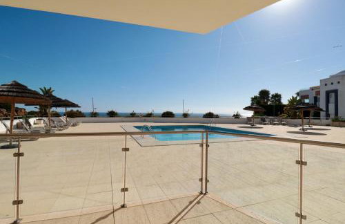 Olhos De Água 1BR with Pool, AC and Free Parking - Foto 10