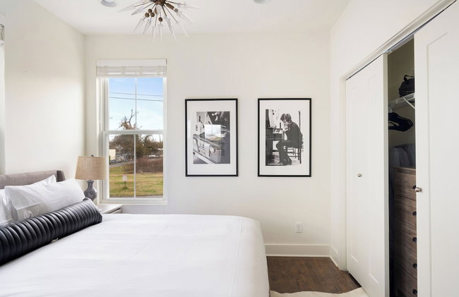Hart Suite 10 by Avantstay Gorgeous Town House w/ Modern Amenities in Nashville! - Photo 4