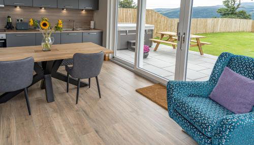 The Annexe, Luxury Property with Hot Tub at Pitilie Pods - Foto 2