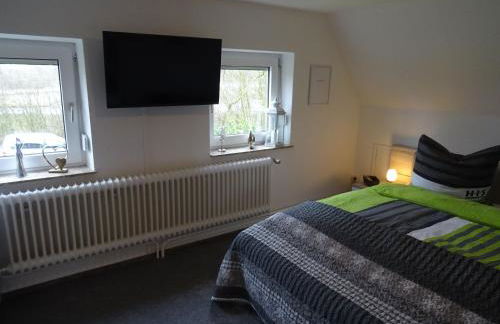 "Bi Oddi" - moderne FeWo mit Terrasse und Garten - Foto 8