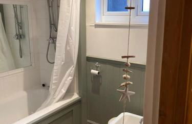 Pieman's Cottage - Pulborough, West Sussex Cottage - sunny courtyard - Foto 24