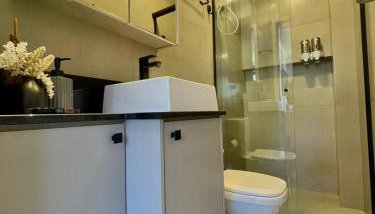 Studio exclusivo próximo ao Indaiá Eventos - Foto 2, Shower