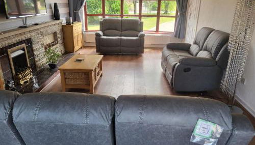 Almost Heaven - Photo 5