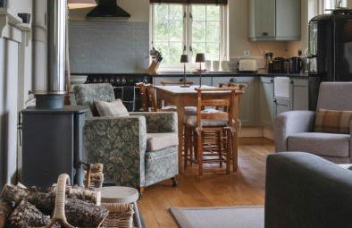 Brachkashie Cottage, Loch Knockie - Photo 22