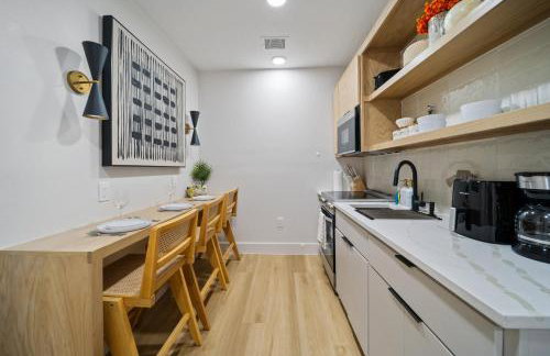 Mediterranean Villa #4 at East Downtown - Foto 17