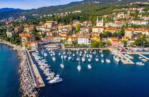 Il Palazzo - Photo 43