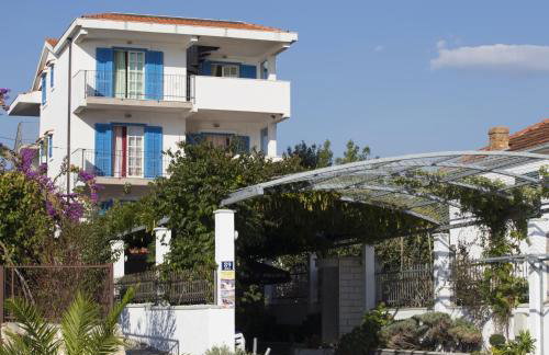 Villa Opatija - Photo 3