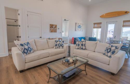 4BR Beach Haven - Deck, Gourmet Kitchen, Tiki Bar Fun - Foto 13