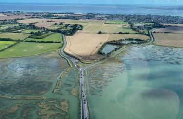 Island Retreat with HotTub - Foto 43