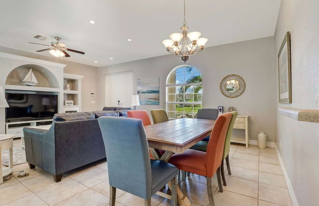 323 SE 17th St - Photo 9