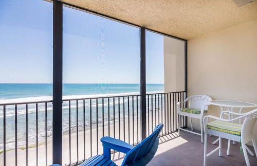 You cannot get any closer to the beach! 2BR condo - Foto 13