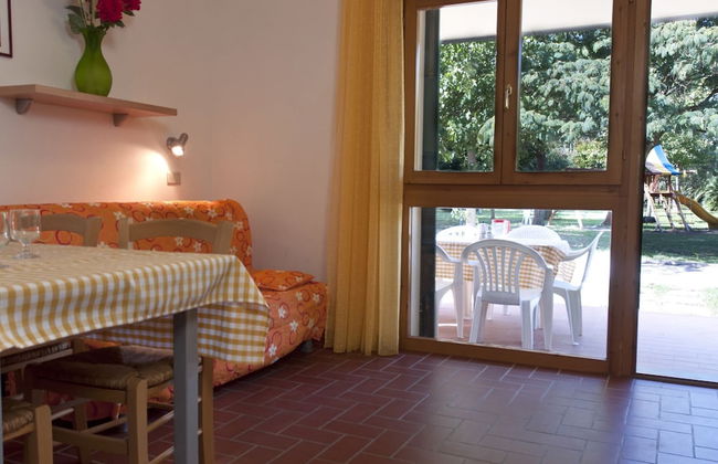 Semi Detached Bungalow with AC near Coast of Tuscany - Foto 23