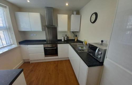 Comfortable and spacious 2 bedrooms Free parking - Foto 3