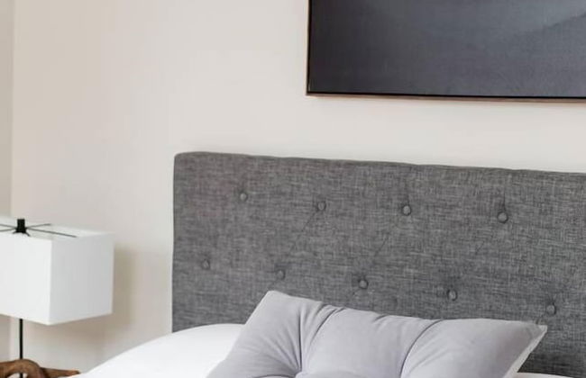 Trendy Little Italy 3 Bedroom Condo - Foto 16