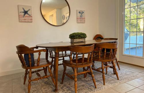Waterfront Newly Renovated and Decorated 3brs home - Foto 21