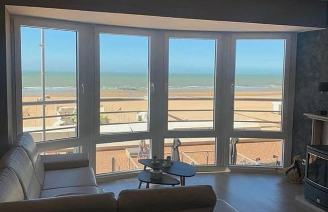 Beautiful 2-bed Apartment in Wenduine - Photo 12