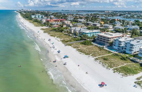 Direct Gulf Front Condo, Private Balcony, Heated Pool, Walkable Indian Rocks Beach - Foto 35
