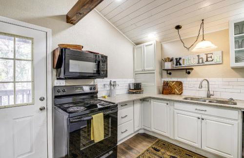 Cozy Cottage with Pool Btwn Knoxville and Pigeon Forge - Foto 8