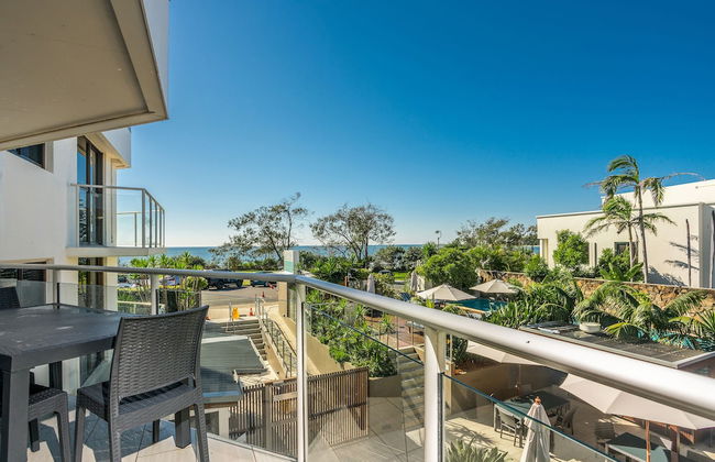 Bayview Beachfront Apartments, in town right on the beach - Foto 47