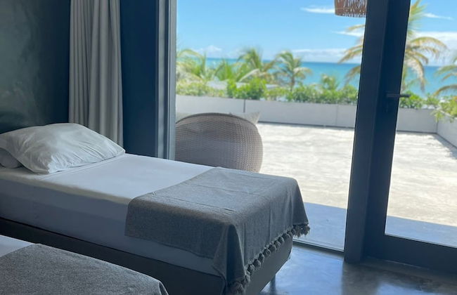 Club de Mar Condo Hotel - Photo 51