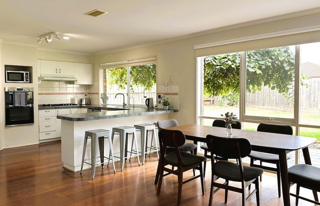 Close to Airport - Photo 47