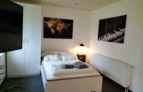 Kleine Landhaus-Wohnung im freistehenden Fachwerkhaus - Foto 8